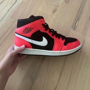 Jordan 1 Mid Infrared 23 Unisex Sneakers Men's size 8